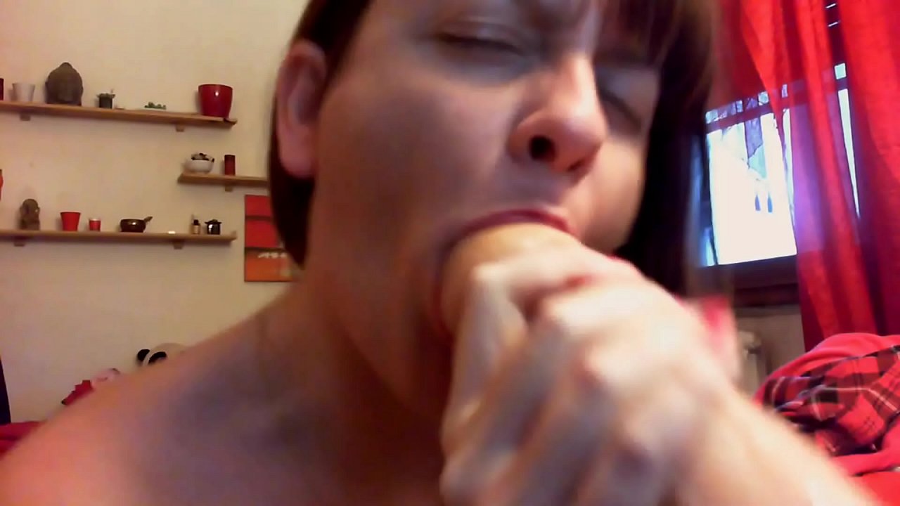 Кир карындашыңыз үчүн сонун оргазм, оозуңузду ачып, баарын ичиңиз